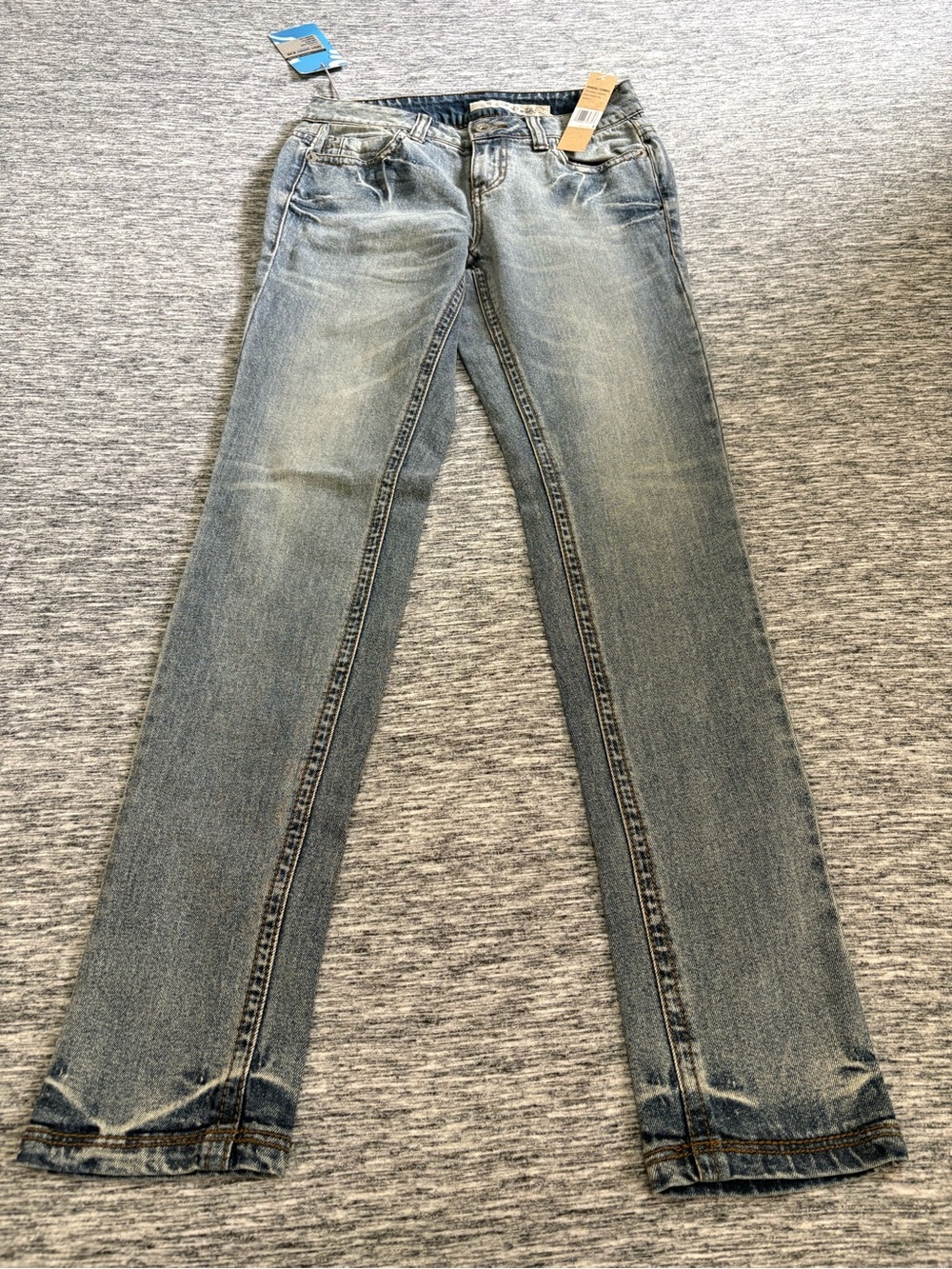 NWT DKNY Skinny Jeans Size 4